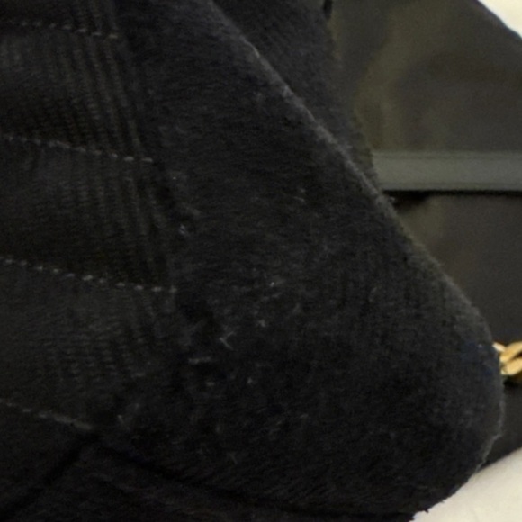 Saint Laurent Medium College Black
Corduroy Shoulder bag - Picture 13 of 13